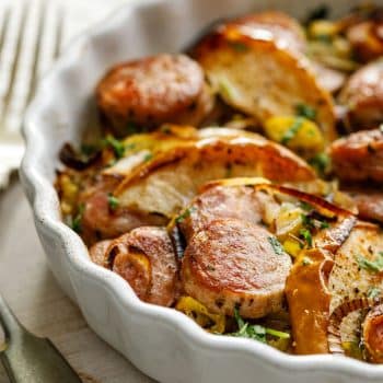 Sausage casserole with onion, leek and apple